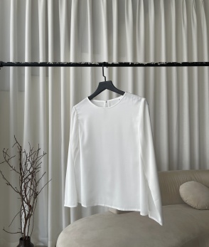 Long sleeve silk top - White