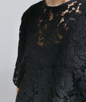 Lace round neck top - Black